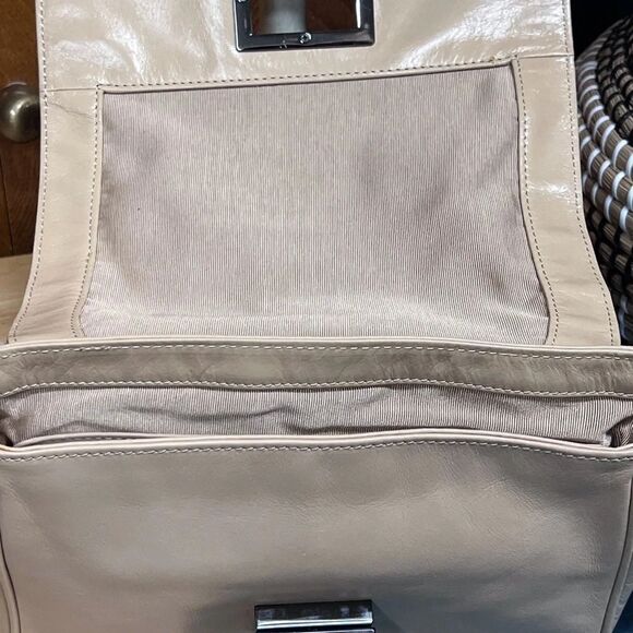 Brand New Tan Leather &  Snakeskin  Crossbody With Agate Stone Closure - Picture 10 of 13